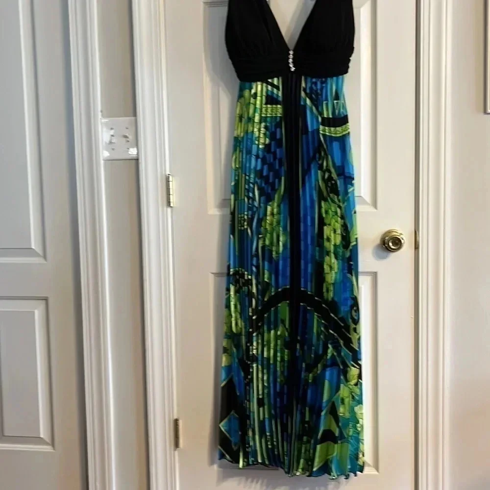 Betsy & Adam long gown, size 10 - Picture 2 of 10